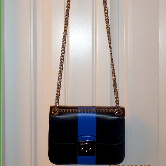 Michael Kors Center Stripe Slm Edt Md Chain Blk/Elecblue Leather Shoulder Bag - Picture 3 of 5